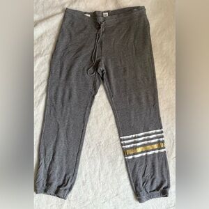 Women’s Joggers Gap Size L